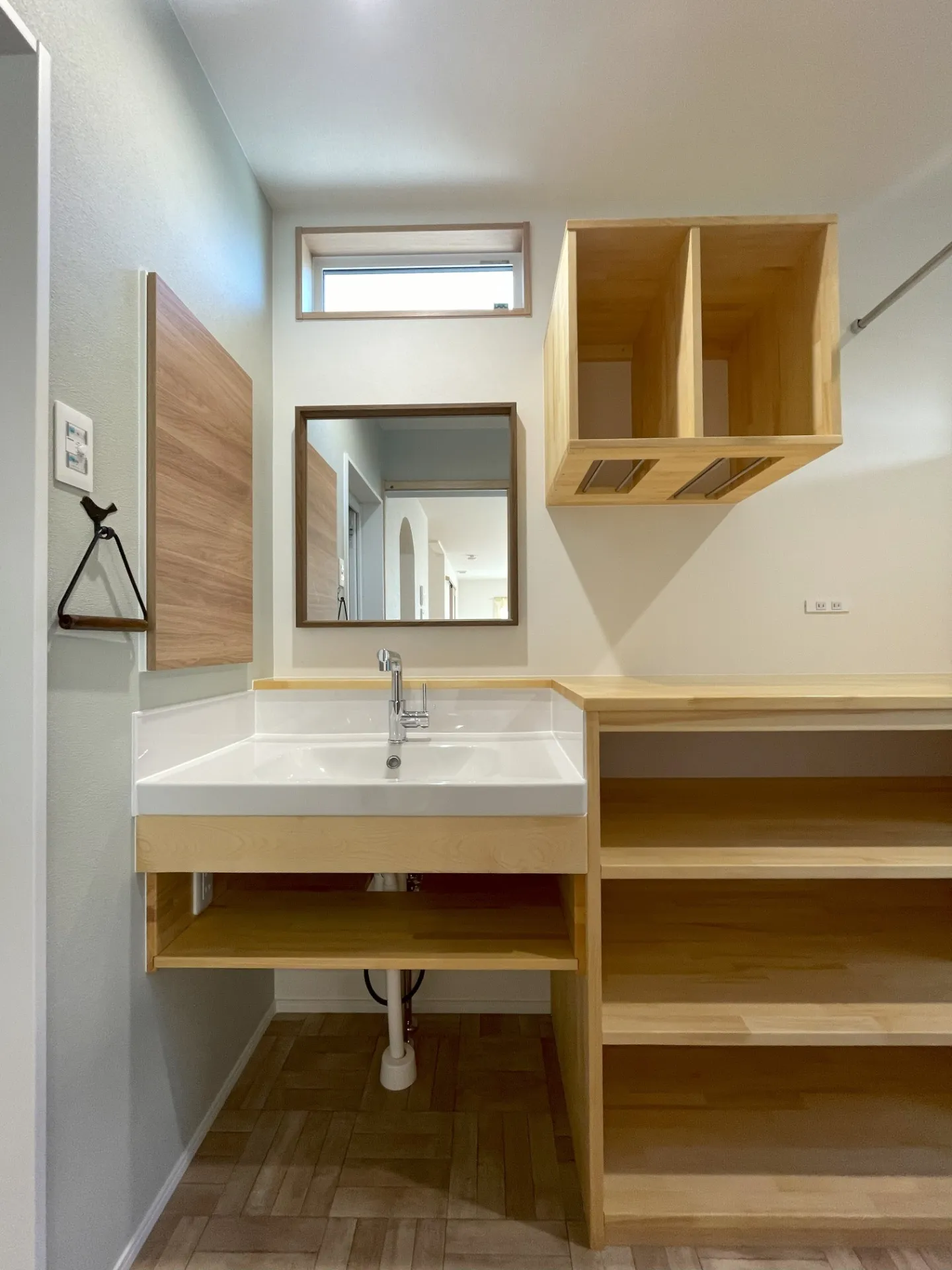 ナチュラルなテイストのリーフグリーンのお家