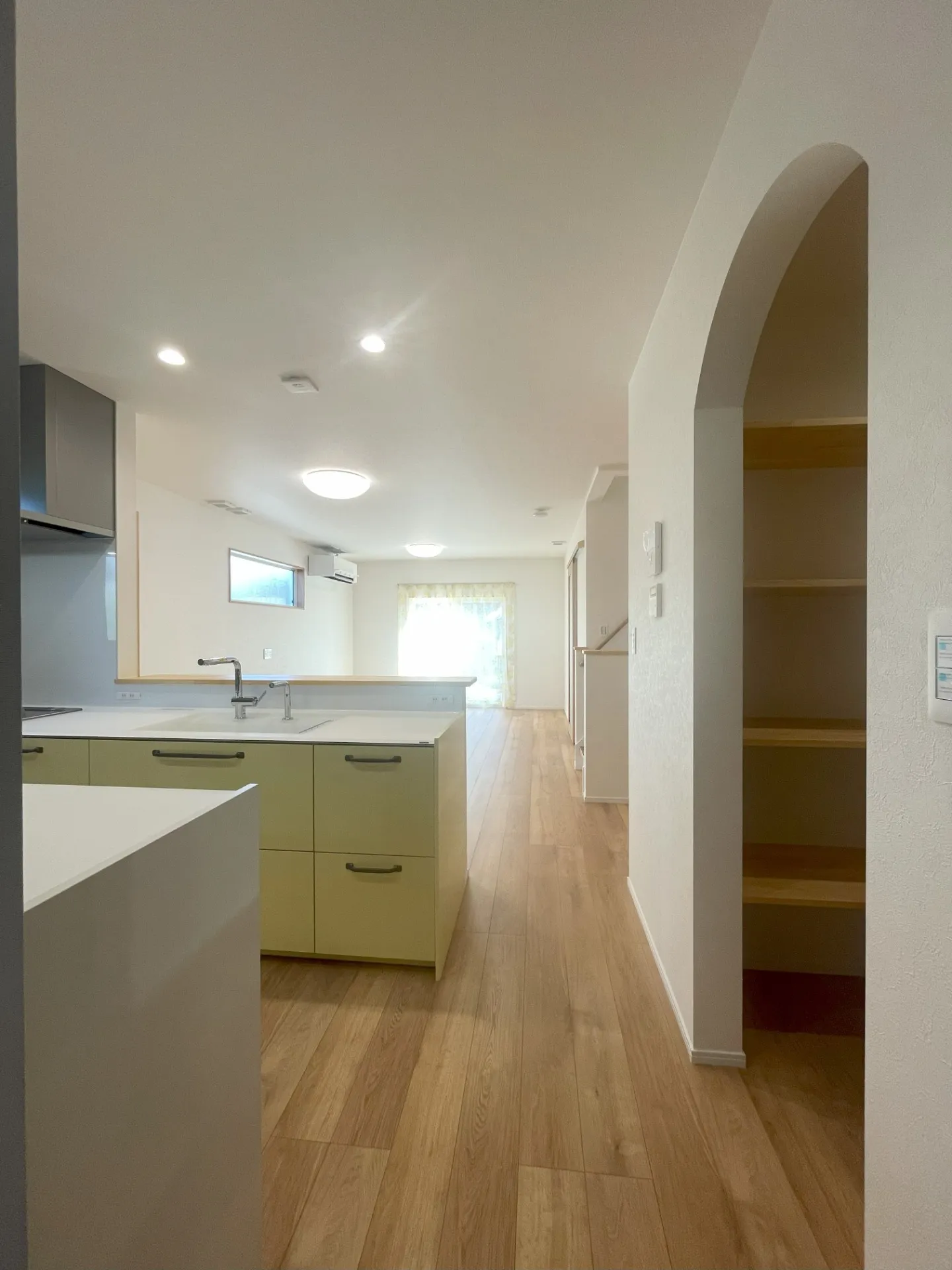 ナチュラルなテイストのリーフグリーンのお家