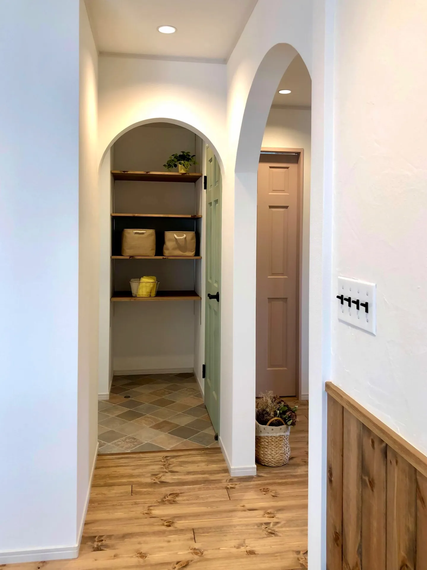 カバードポーチの有る「ママンのお家」